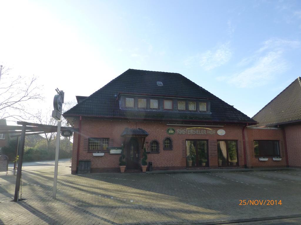 Hotel Ruestersieler Hof Wilhelmshaven Buitenkant foto