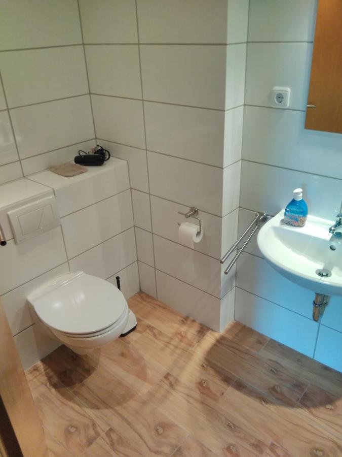 Hotel Ruestersieler Hof Wilhelmshaven Buitenkant foto